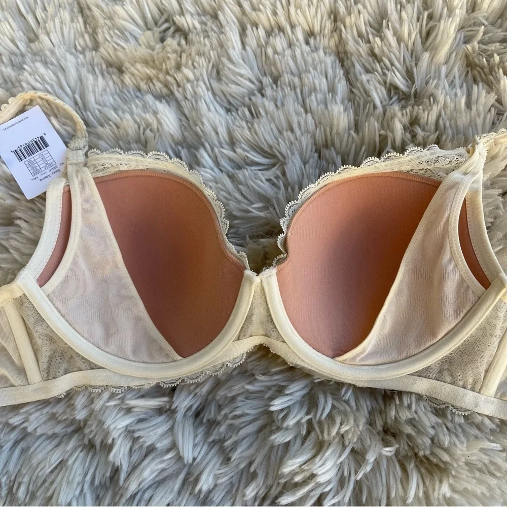 NEW Le Mystere Sexy Mama Bra Ivory 32DD NWT
